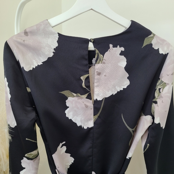 Dynamite tie-belt dress - Picture 3 of 5